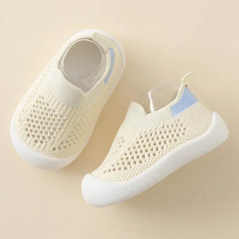 Breathable Mesh First-Walkers with Soft Flex-Soles